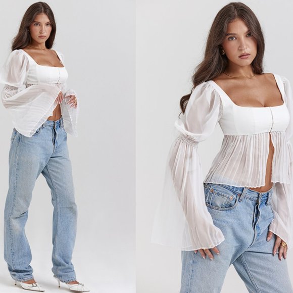 House of CB 'Lucie' White Pleated Top NWOT - Picture 4 of 7